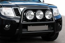 Nissan Navara 2006–2015 Predný ochranný rám WT018 Black (nehrdzavejúca oceľ) fotografia 1