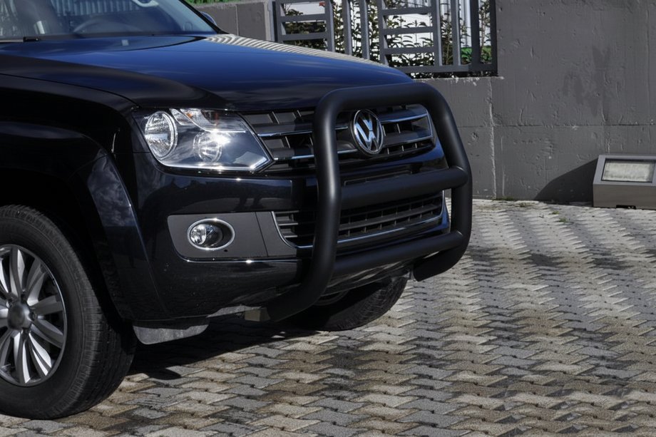 Volkswagen Amarok 2010–2022 Predný ochranný rám (bullbar) VL001 Black (nerez) Fotografia 4