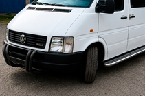 Volkswagen LT 1995–2006 Predný ochranný rám (bullbar) Kelebek WT011 Black (nerezová oceľ) fotografia 3