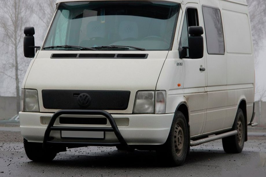 Volkswagen LT 1995–2006 Kengurín WT022 Black (nerez) Image