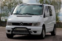 Mercedes Vito W638 1996–2003 Predný ochranný rám WT022 Black (nerez) fotografia 2