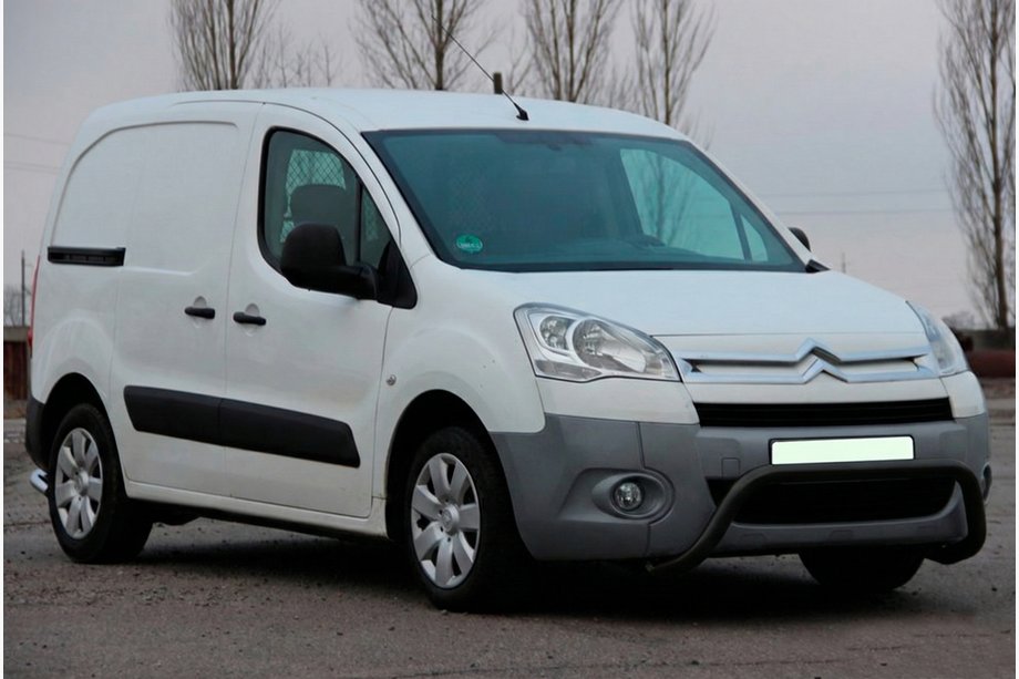 Peugeot Partner Tepee 2008–2018 Predný ochranný rám (bullbar) WT007 Black (nerez) Image