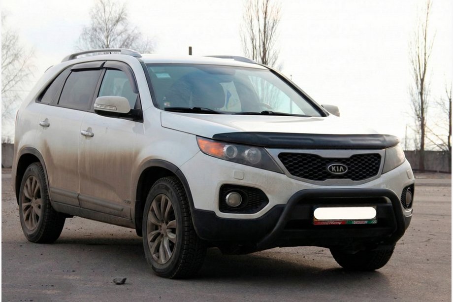 Kia Sorento II XM 2009–2014 Predný ochranný rám (bullbar) WT007 Black (nerez) Fotografia 3