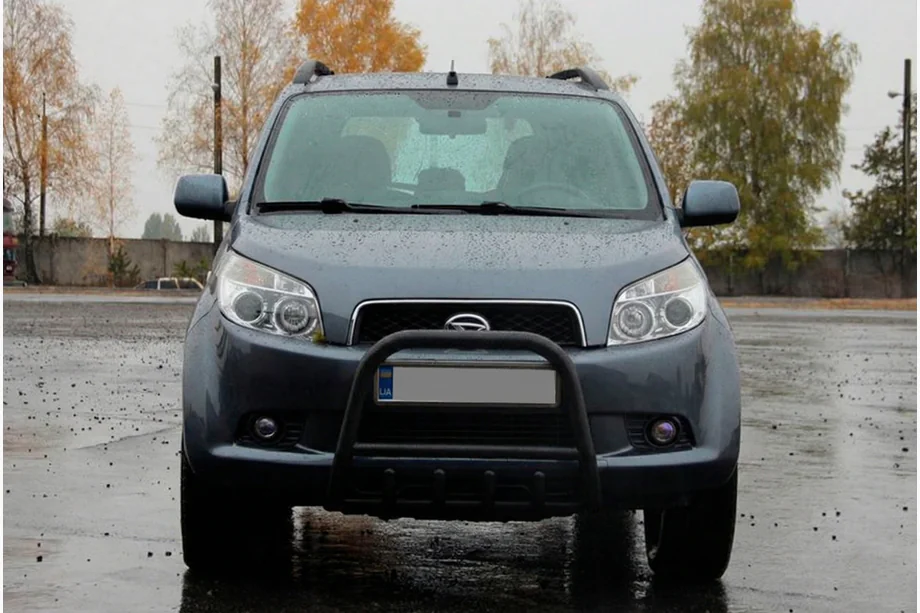 Daihatsu Terios 2006–2017 Predný ochranný rám QT006 Black (nerez) Fotografia 2