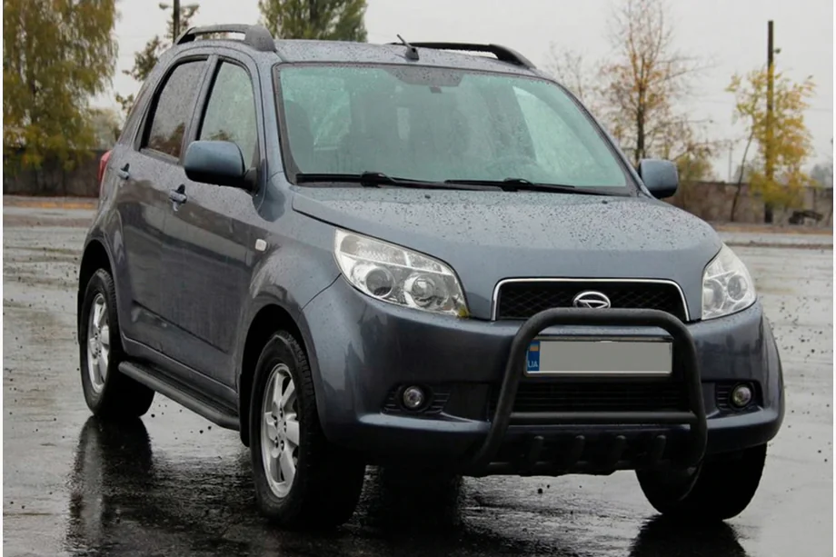 Daihatsu Terios 2006–2017 Predný ochranný rám QT006 Black (nerez) Fotografia 3