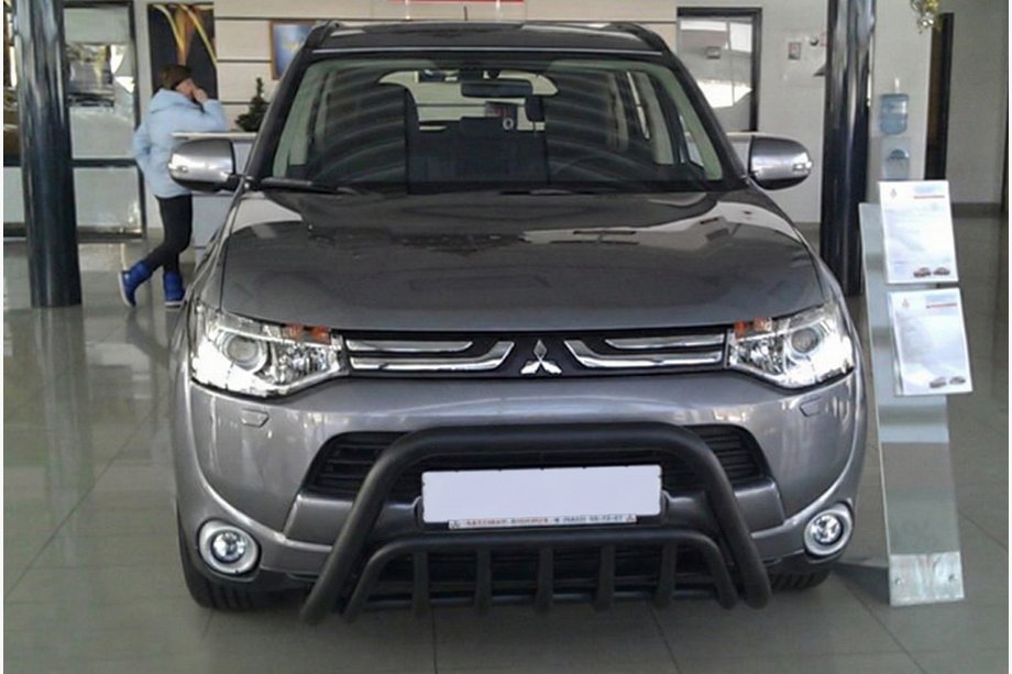 Mitsubishi Outlander 2012–2021 Predný ochranný rám (bullbar) WT002 Black (nerez) Image