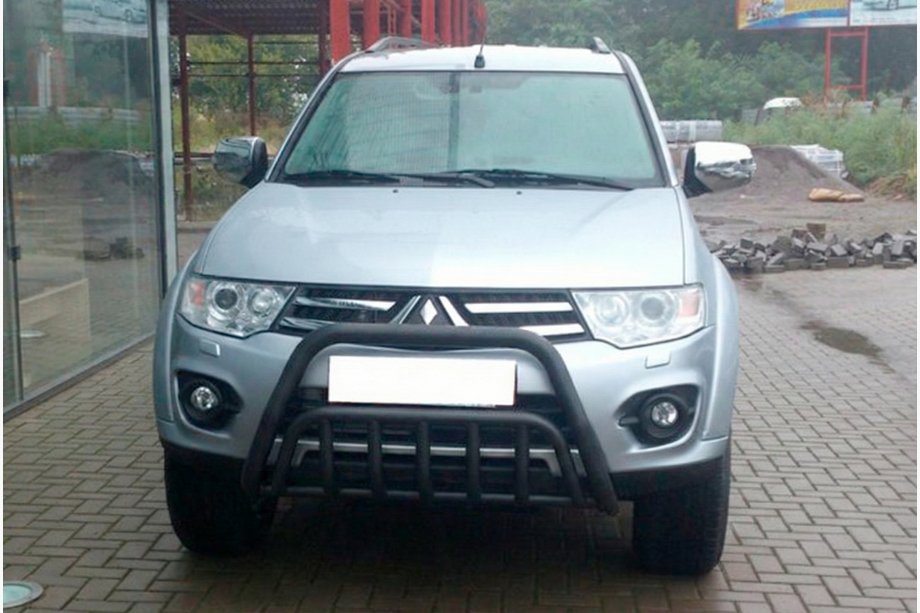 Mitsubishi Pajero Sport 2008–2015 Predný ochranný rám WT002 Black (nerez) Fotografia 1