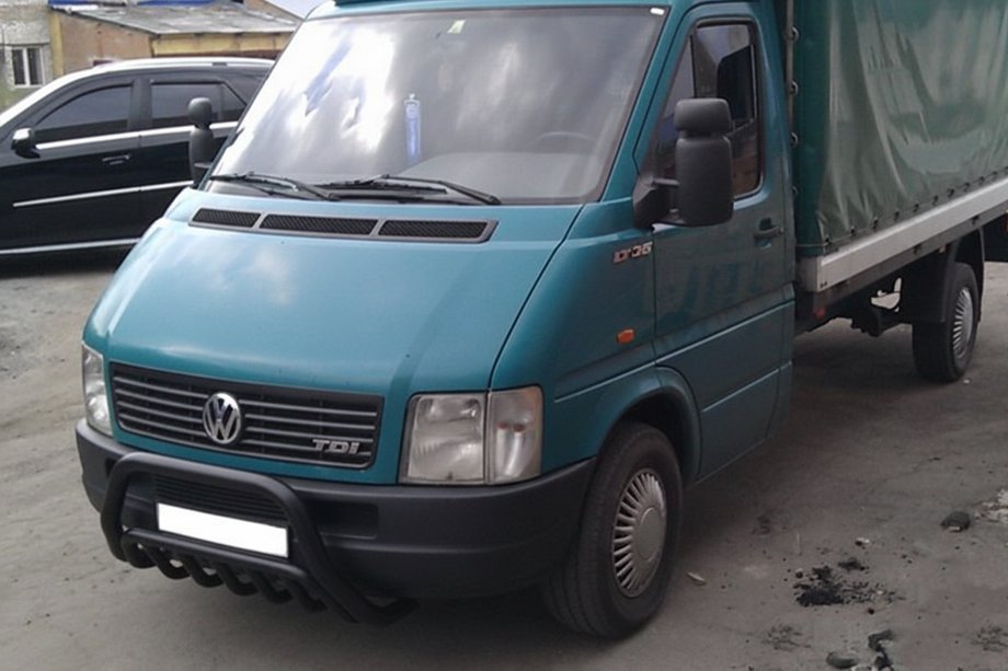 Volkswagen LT 1995–2006 Kengurin WT002 Black (nerez) Image