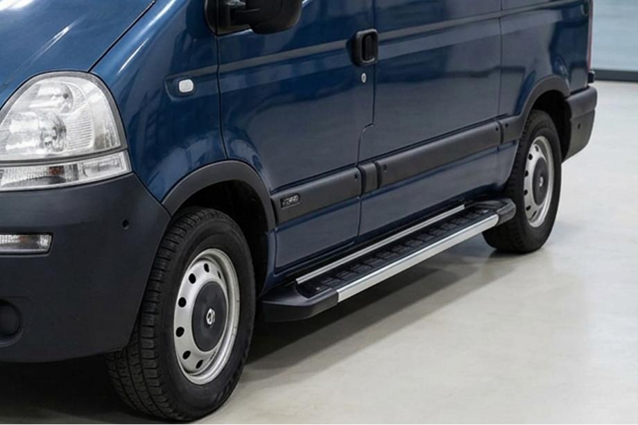 Opel Movano 2004–2010 Bočné nášľapy RedLine V1 (2 ks, hliník) Image