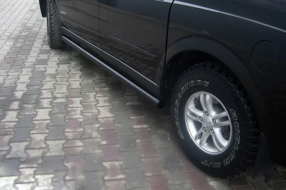 SsangYong Action 2005–2018 Bočné rúrky Black (2 ks, nerez) Image
