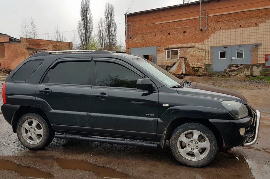 Kia Sportage 2004–2010 Bočné trubky Black (2 ks, nerez) Fotografia 4
