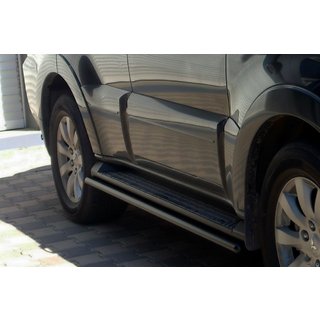 Bočné rúrky Black (2 ks, nerez) Mitsubishi Pajero Wagon IV 2006–2021 fotografia 2