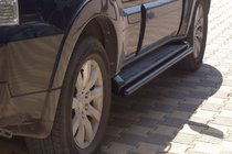 Mitsubishi Pajero Wagon III 1999–2006 Bočné rúrky na originálne úchyty Black (2 ks, nerez) fotografia 1
