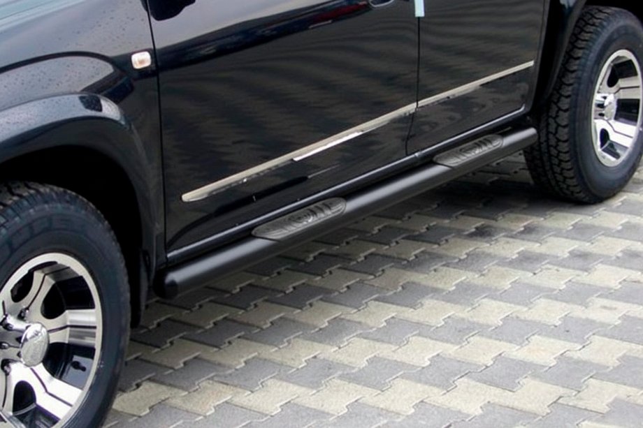 Kia Carens 1999–2012 Bočné rúrky Black (nerez) Image