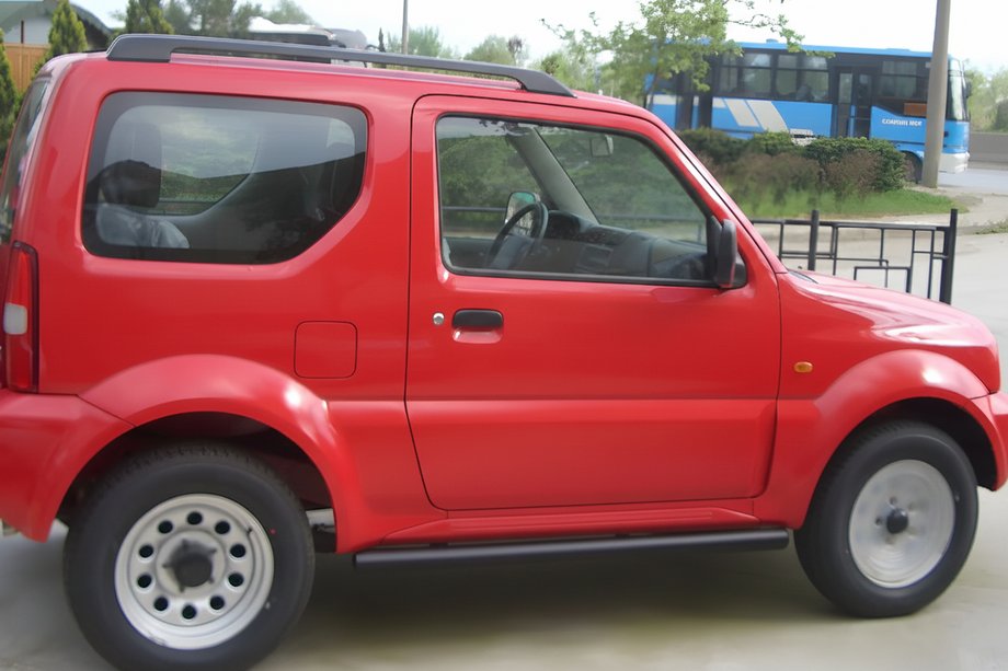 Suzuki Jimny 1998–2018 Bočné rúrky Black (2 ks, nerez) Fotografia 1