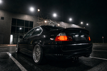 BMW 3 E46 1998–2006 CSL-Style V3 spojler (pre SD, lesklá čierna) fotografia 13