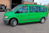Mercedes Vito W638 1996–2003 Bočné rúrky Black (2 ks, nerez) Ø70 mm fotografia 2