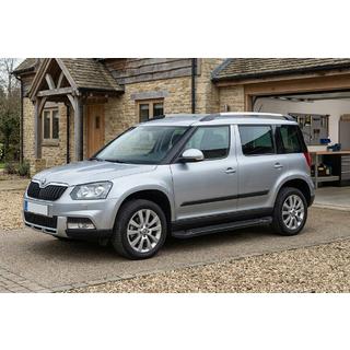 Bočné nášľapy RedLine Black (2 ks, hliník) Skoda Yeti 2009–2017 fotografia 1