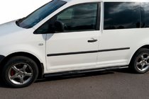 Volkswagen Caddy 2004–2010 Bočné rúrky BB001 Black (2 ks, nerez) fotografia 5