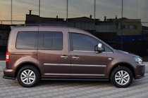 Volkswagen Caddy 2010–2015 Bočné rúrky BB001 Black (2 ks, nerez) d60, štandardná základňa fotografia 10