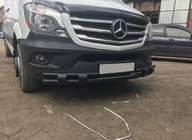 Mercedes Sprinter W906 2006–2018 Predná spodná ochranná tyč Shark Black (nerez) fotografia 1