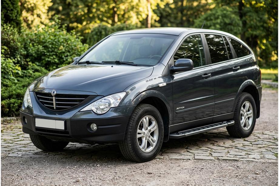 SsangYong Action 2005–2018 Bočné nášľapy RedLine Black (2 ks, hliník) Image