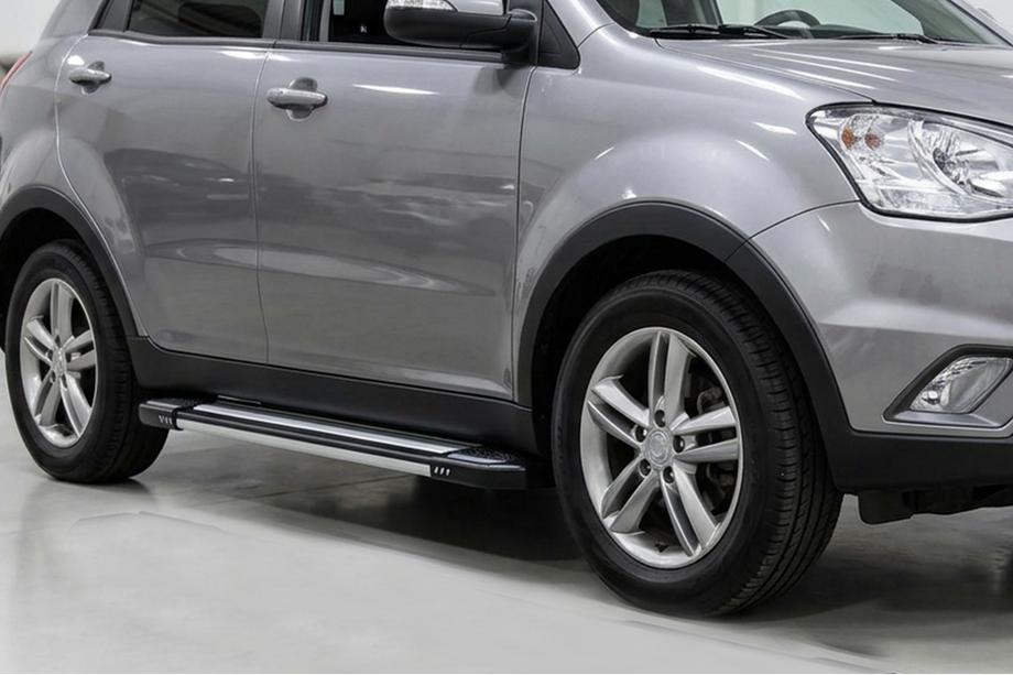 SsangYong Korando 2010–2019 Bočné nášľapy Rainbow (2 ks, hliník) Image