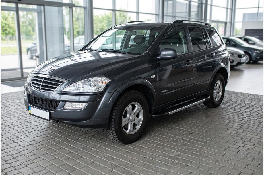 SsangYong Kyron 2005–2014 Bočné nášľapy RedLine V1 (2 ks, hliník) Image