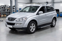 SsangYong Kyron 2005–2014 Bočné nášľapy Duru (2 ks, hliník) fotografia 1