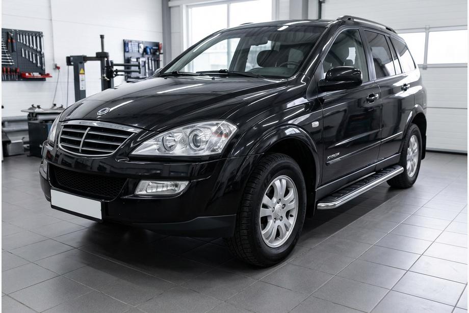SsangYong Kyron 2005–2014 Bočné prahy Maydos V1 (2 ks, hliník ↗ nehrdzavejúca oceľ) Image