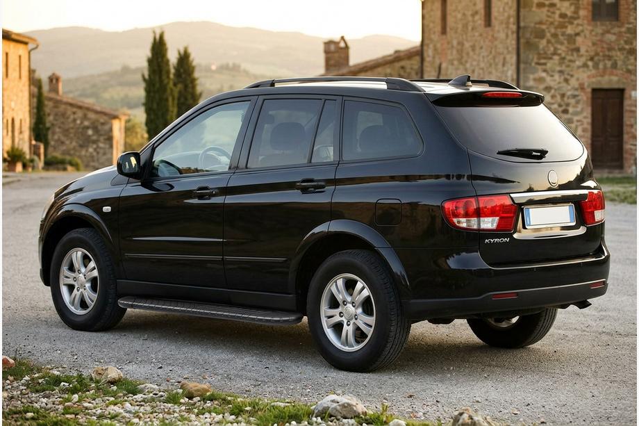 SsangYong Kyron 2005–2014 Bočné nášľapy Bosphorus Black (2 ks, hliník) Image