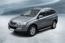 SsangYong Kyron 2005–2014 Bočné nášľapy Fullmond (2 ks, hliník) fotografia 1