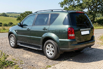 SsangYong Rexton I 2001–2017 Bočné nášľapy Duru (2 ks, hliník) fotografia 1