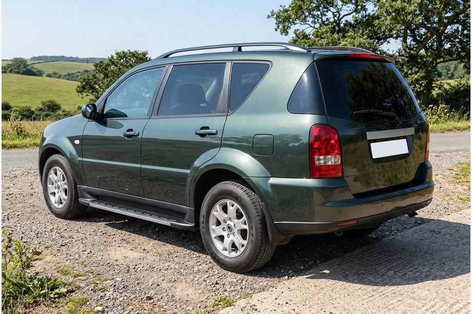 SsangYong Rexton I 2001–2017 Bočné nášľapy Duru (2 ks, hliník) Image