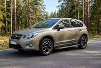 Subaru XV 2011–2017 Bočné nášľapy RedLine V1 (2 ks, hliník) fotografia 1