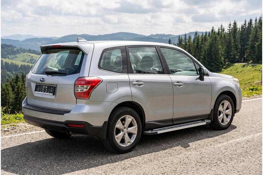 Subaru Forester 2013–2018 Bočné nášľapy RedLine V1 (2 ks, hliník) Image