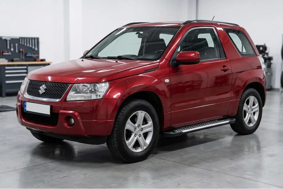 Suzuki Grand Vitara 2005–2017 Bočné prahy Line (2 ks, hliník) Image