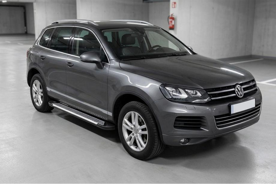 Volkswagen Touareg 2010–2018 Bočné nášľapy Line (2 ks, hliník) Image