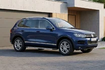 Volkswagen Touareg 2010–2018 Bočné nášľapy Duru (2 ks, hliník) fotografia 1