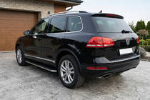 Volkswagen Touareg 2010–2018 Bočné nášľapy Maydos V1 (2 ks, hliník / nerez) fotografia 1