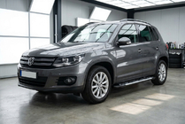 Volkswagen Tiguan 2007–2016 Bočné prahy Sunrise (2 ks, hliník) fotografia 1