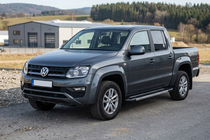 Volkswagen Amarok 2010–2022 Bočné nášľapy RedLine V1 (2 ks, hliník) fotografia 1