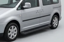 Volkswagen Caddy 2010–2015 Bočné nášľapy Allmond Black (2 ks, hliník) fotografia 1