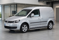 Volkswagen Caddy 2010–2015 Bočné prahy Maydos V1 (2 ks, hliník ↗ nehrdzavejúca oceľ) Maxi rázvor fotografia 1