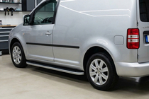 Volkswagen Caddy 2010–2015 Bočné nášľapy Tayga (2 ks., hliník) Maxi rázvor fotografia 1
