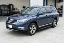 Toyota Highlander 2008–2013 Bočné nášľapy Allmond Black (2 ks, hliník) fotografia 1