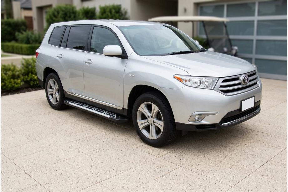 Toyota Highlander 2008–2013 Bočné nášľapy Sunrise (2 ks, hliník) Image