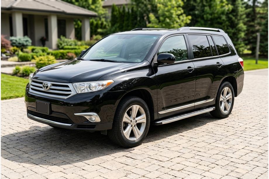 Toyota Highlander 2008–2013 Bočné nášľapy Fullmond (2 ks, hliník) Image