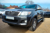 Toyota Hilux 2006–2015 Bočné nášľapy Sunrise (2 ks, hliník) fotografia 1