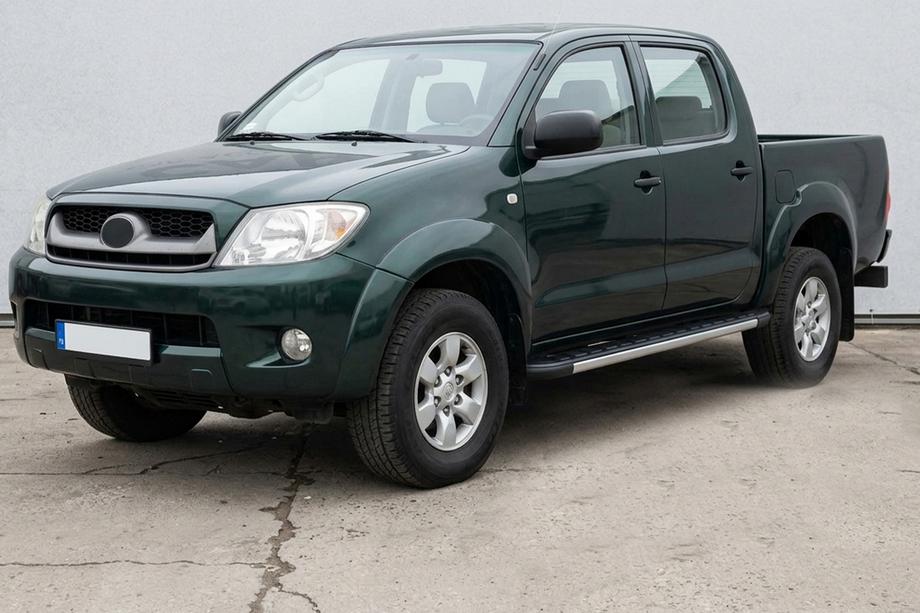 Toyota Hilux 2006–2015 Bočné nášľapy Duru (2 ks, hliník) Image
